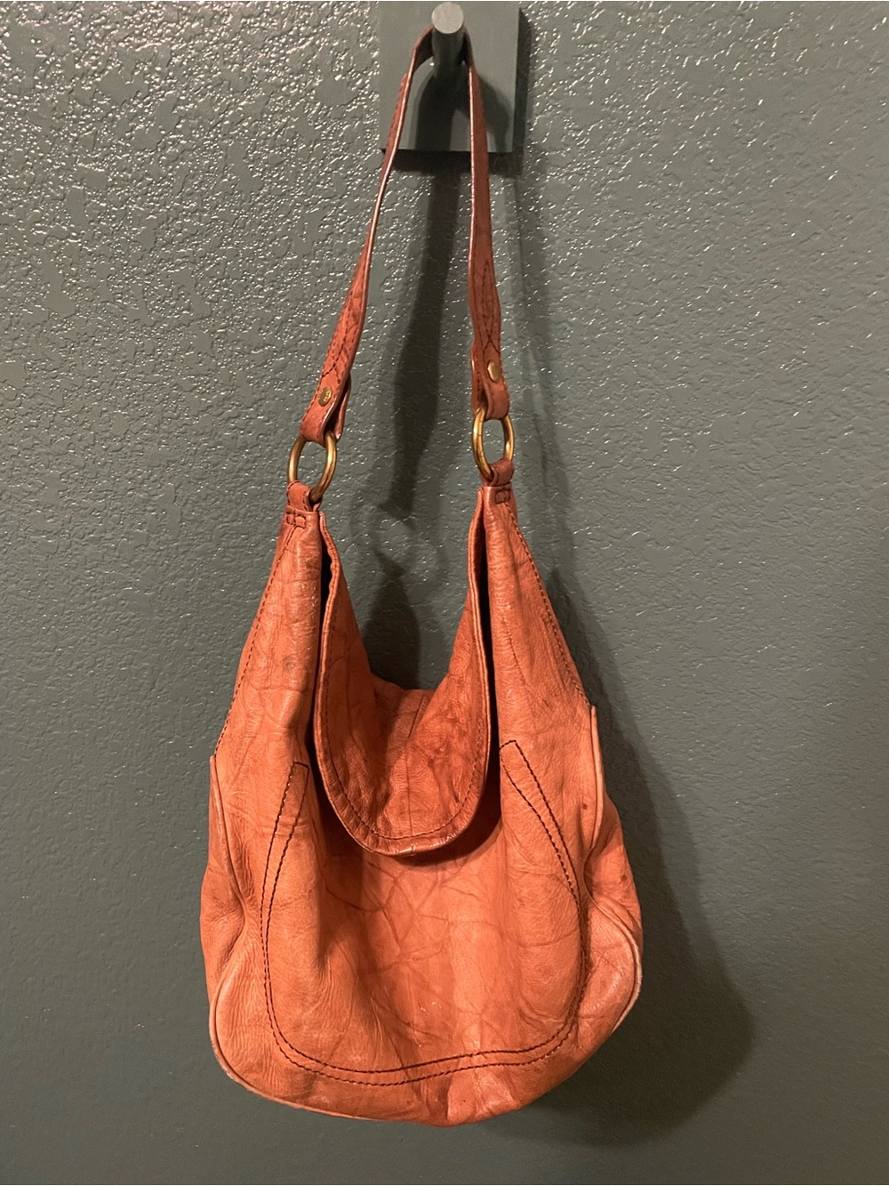 Frye Slouchy Leather Shoulder Bag in Rust